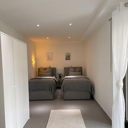Ferienwohnung Wohnen Am Waldrand Mettlach Exterior foto
