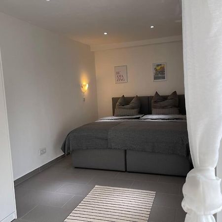 Ferienwohnung Wohnen Am Waldrand Mettlach Exterior foto